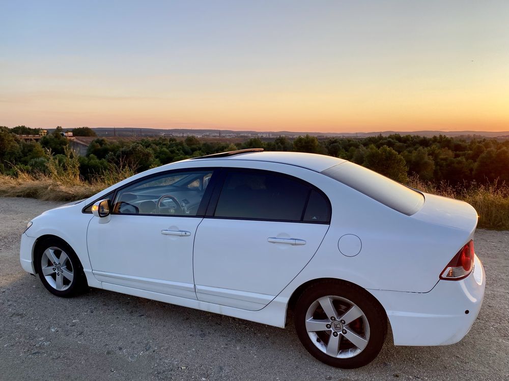 Honda Civic 1.8 i-VTEC - Automata