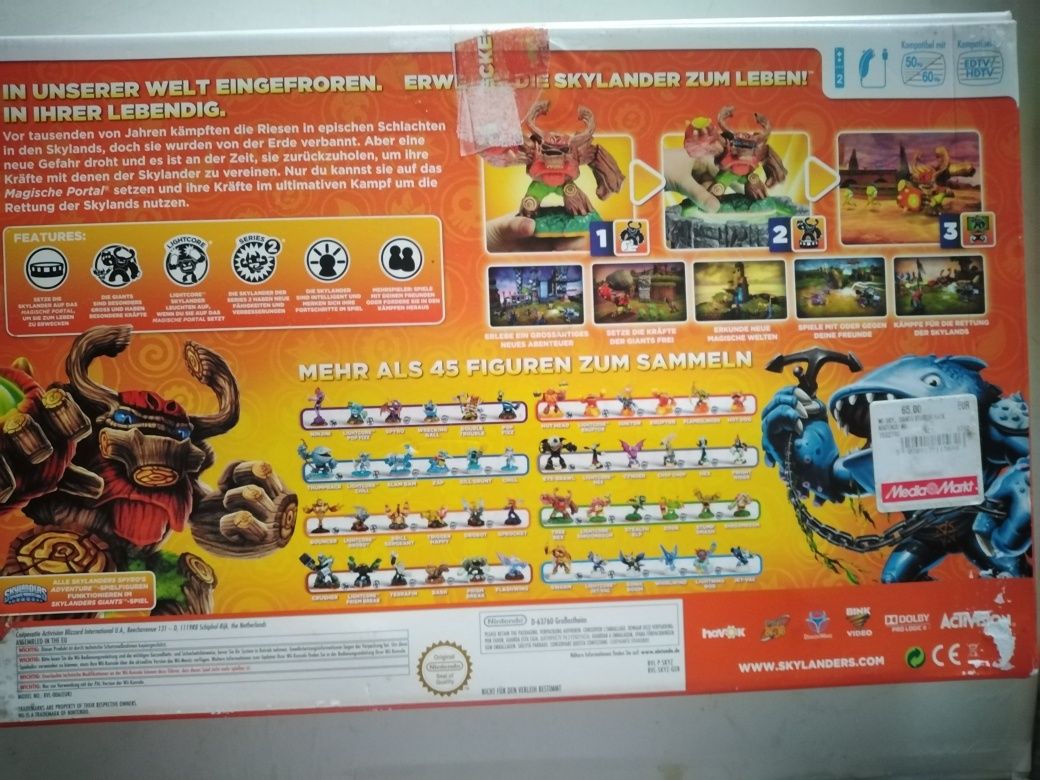 Nintendo Wii Skylanders 3 figurine și joc la prețul de 60 lei toate