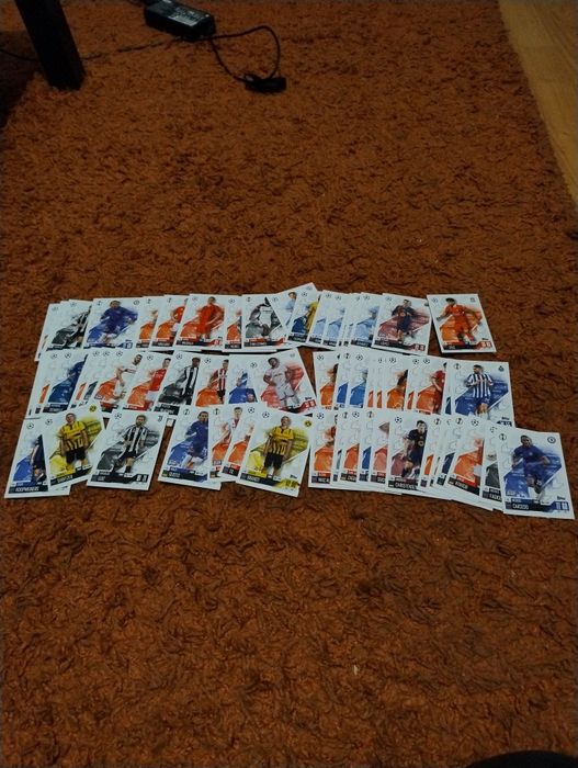 61 cartonașe topps match attax tcg