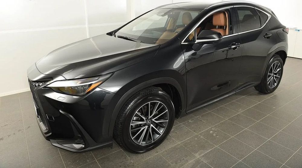 Lexus Seria NX PHEV - 4X4 - Executive - 360° - Ventilated - Head Up - Memory - Ambien