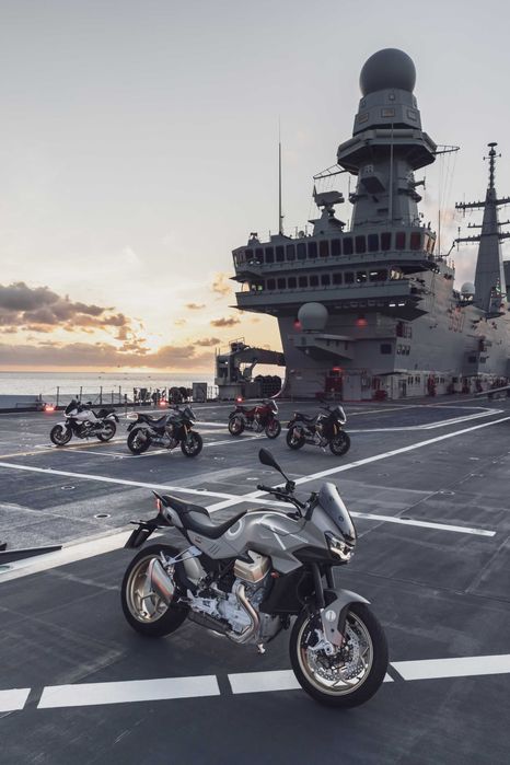 Moto Guzzi V100 Aviazione Navale