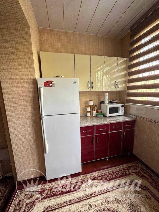 Продается 3-х комнатная квартира на Ц12 ор-р улица Зульфия Ханум