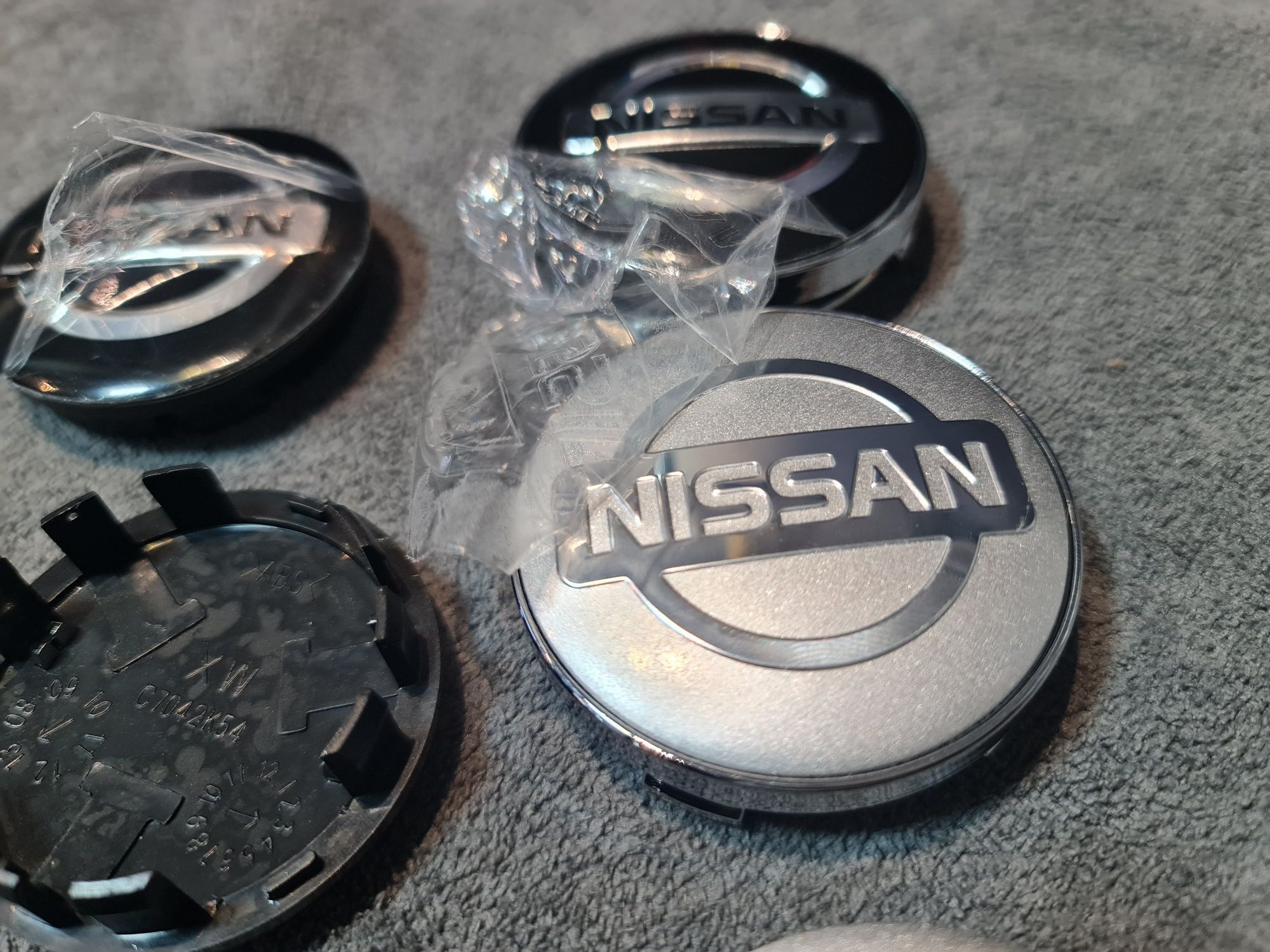 Капачки за джанти на Нисан Nissan