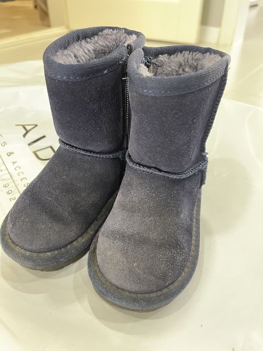 Продам детские угги