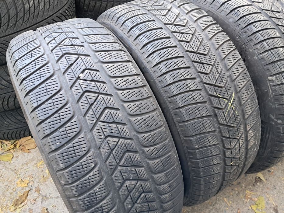 Anvelope second iarna 255 50 R19 Pirelli *RSC RFT 2021/2022