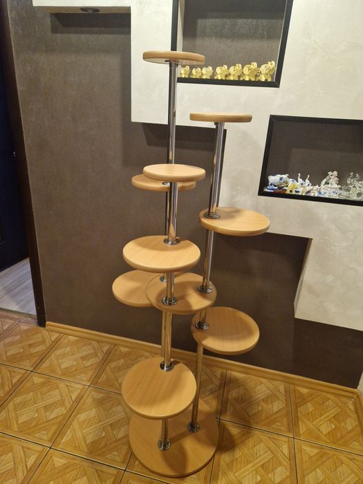 Стойка для цветов