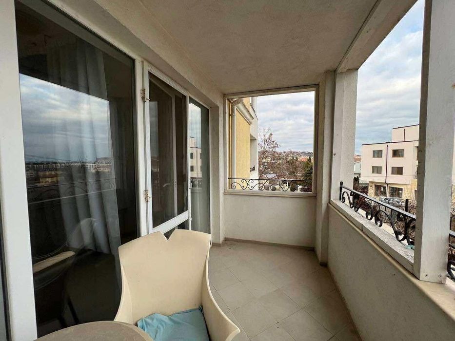 Двустаен апартамент, под наем, Св.Св. Константин и Елена