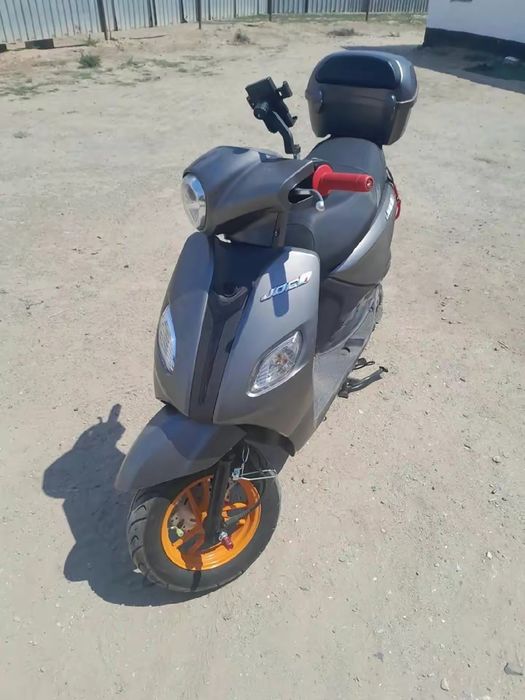 Продам ямаха жоки 125куб 2ай болды док бар мопед
