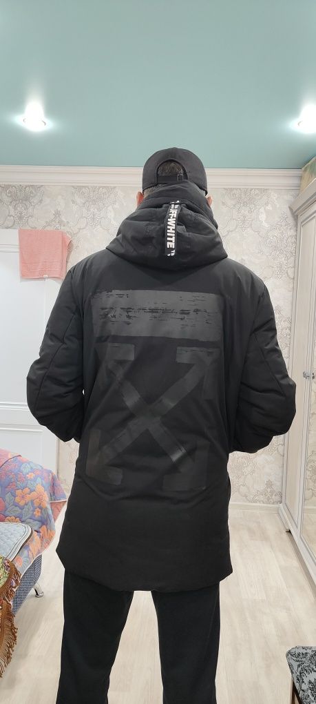 Продам зимний куртку
