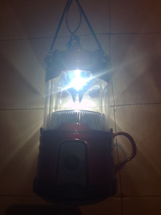 Туристическо фенерче, няколко режими на работа.