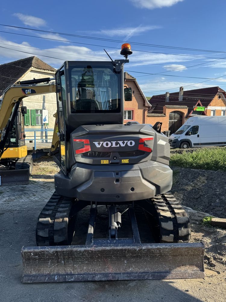 Miniexcavator VOLVO ECR 58  5800 kg