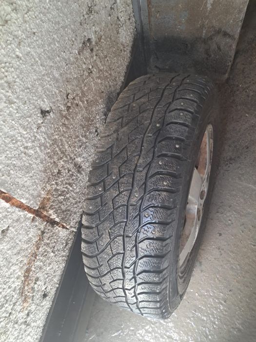 Шины и диски комплект. Viatti. 215/65 R16. Зимние