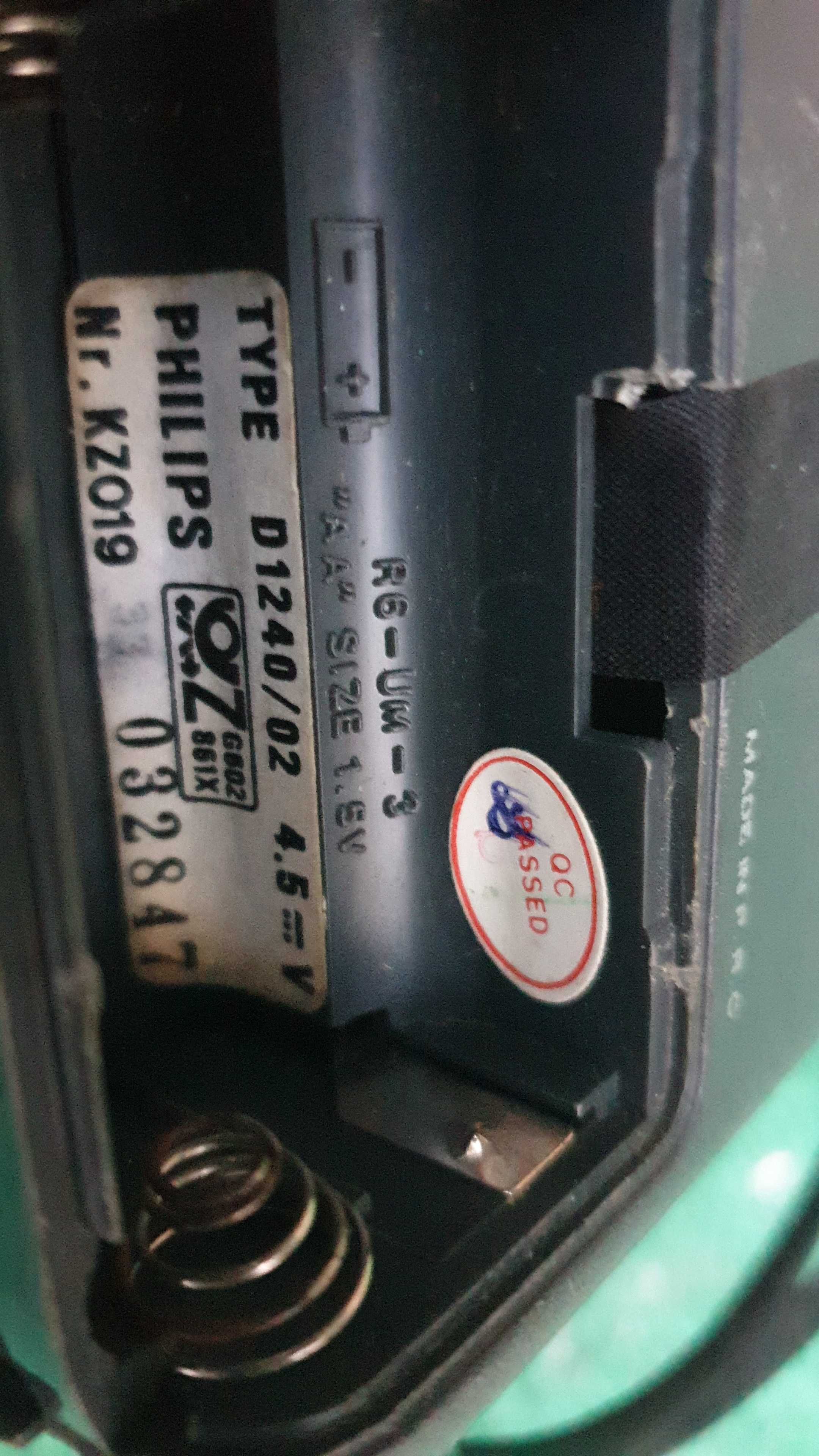 Radio portabil Philips cu două benzi model D1240 made in Germania