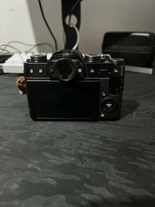Fujifilm X-T20 - Perfect funcțional, cu defecte estetice