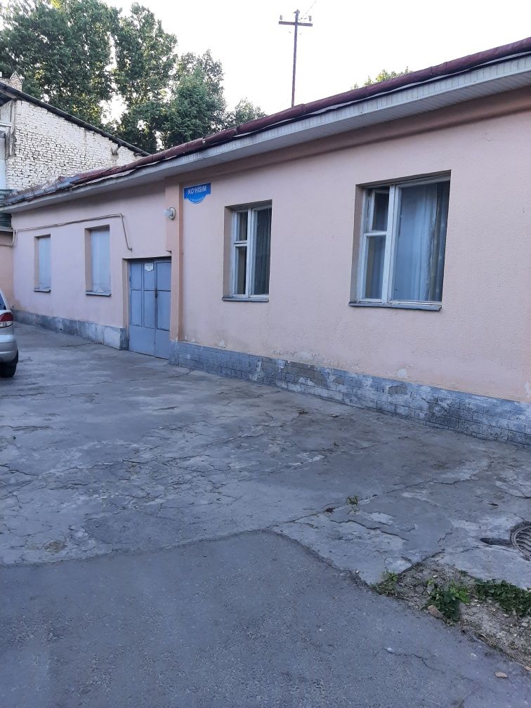 Продаётся част дома 3.7сотихМирзо Улугбекский район махала дархан3