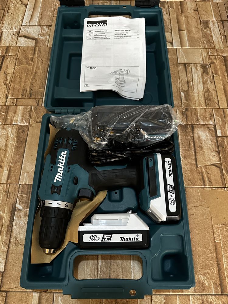Makita DF488DWE Шуруповерт (новый)