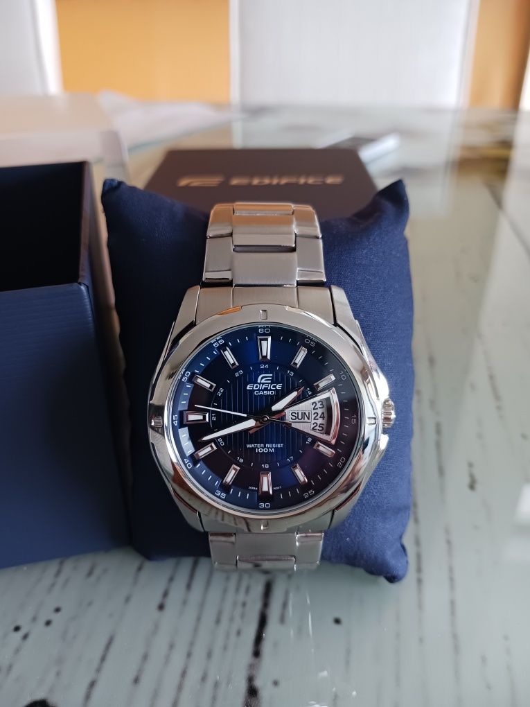 Часовник Casio Edifice