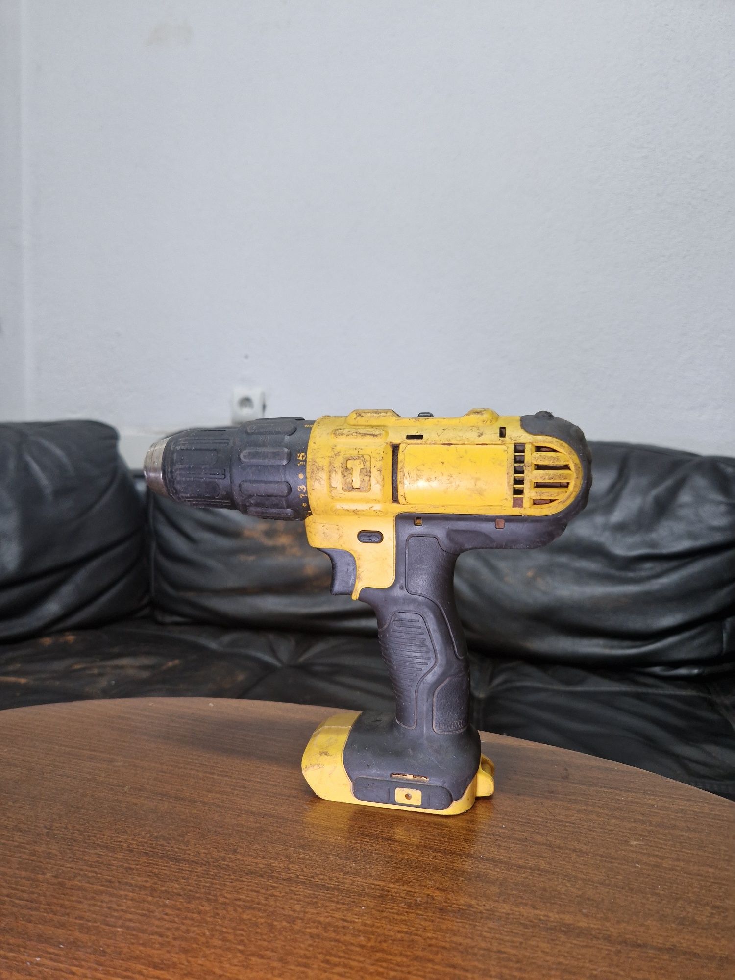 Продавам професионални инструменти - Dewalt, Stanley, Makita и др.