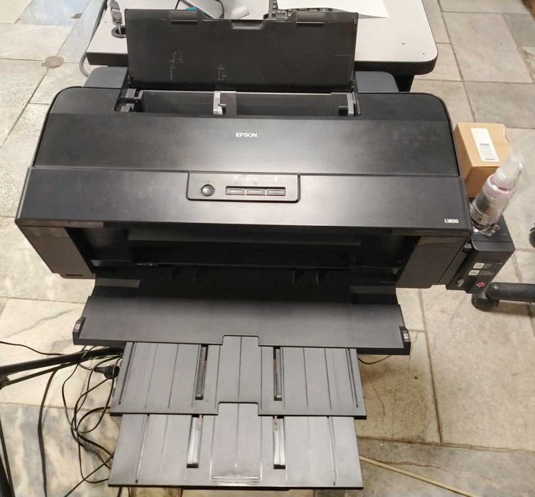 Принтер Epson l-1800 a3+ като нов