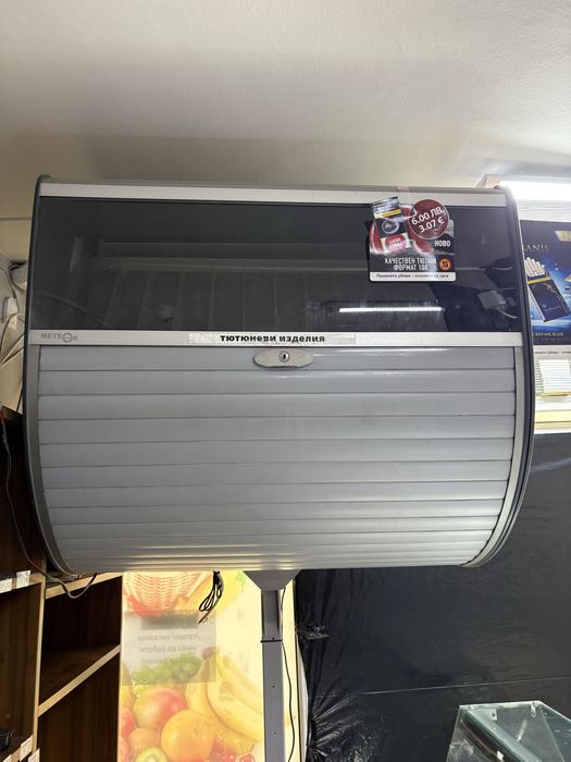 Продавам стилаж за цигари