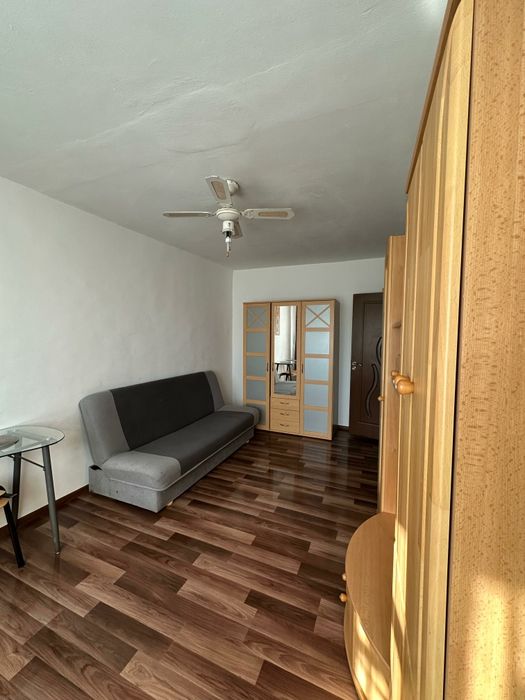 Garsoniera de închiriat