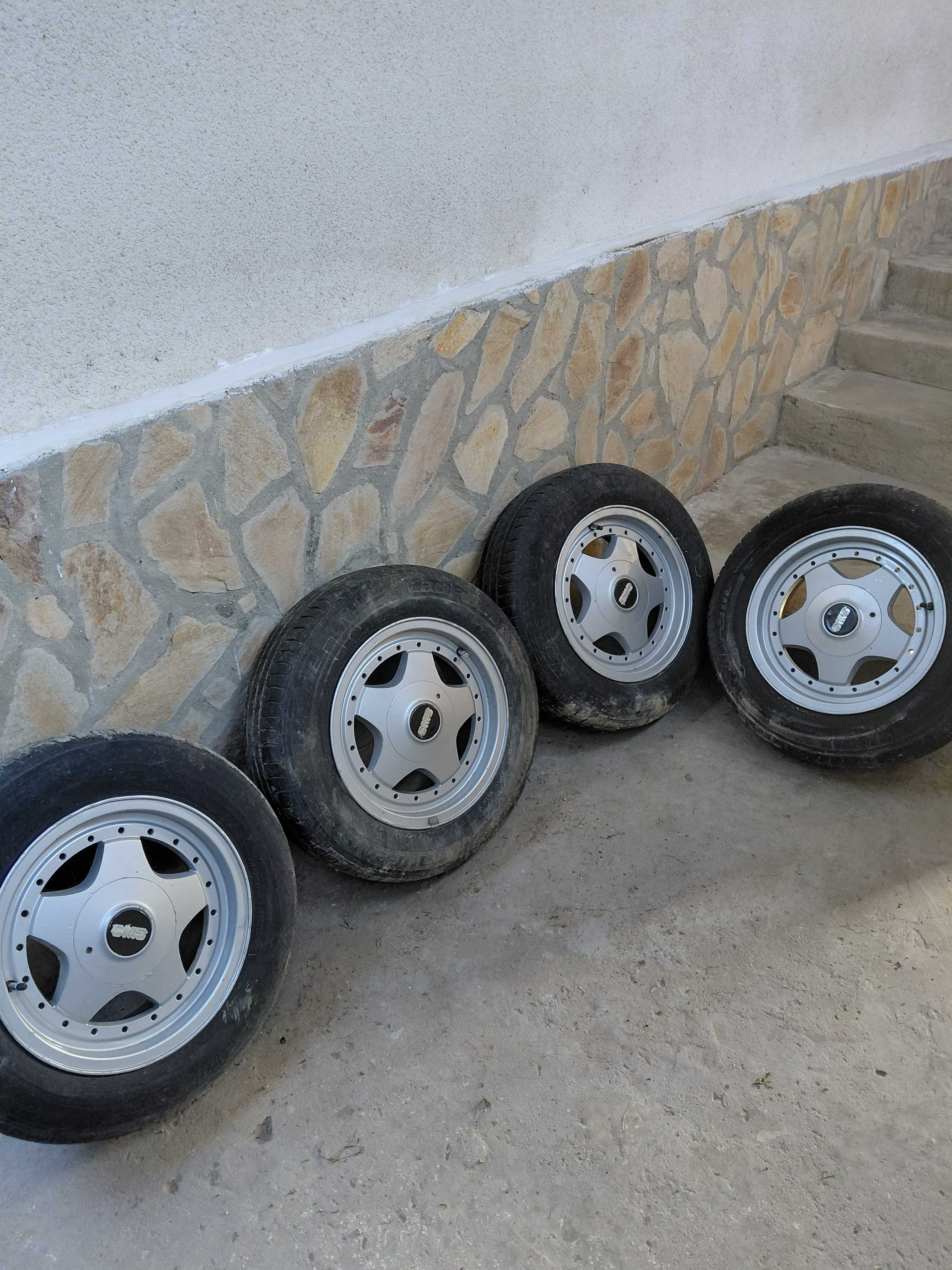 Продавам 14 цолови джанти  за Ауди 80, б-3.