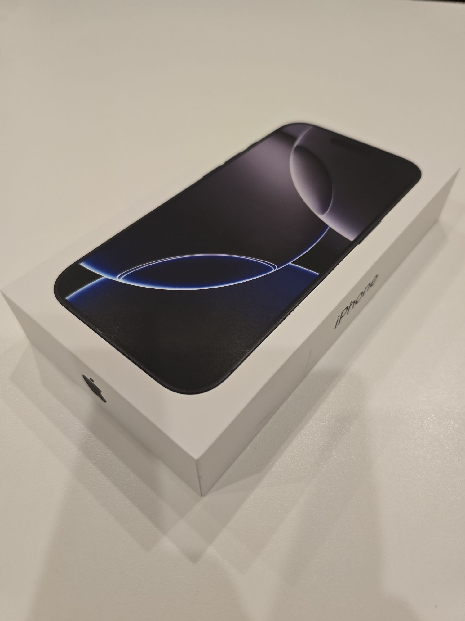 IPhone 16 PRO 256GB Black Titanium Sigilat