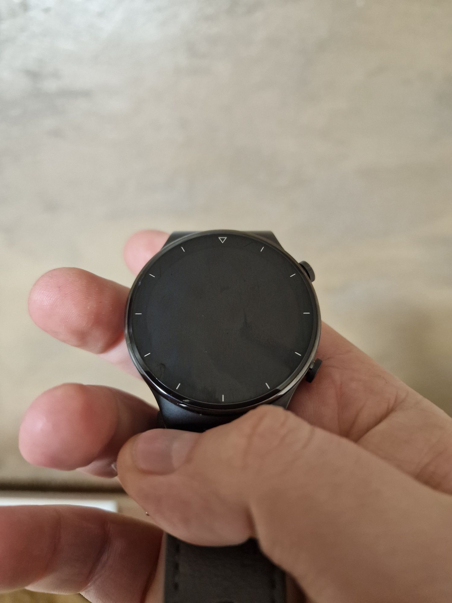Huawei Smart Watch GT2 Pro с много верижки може да се говори по него