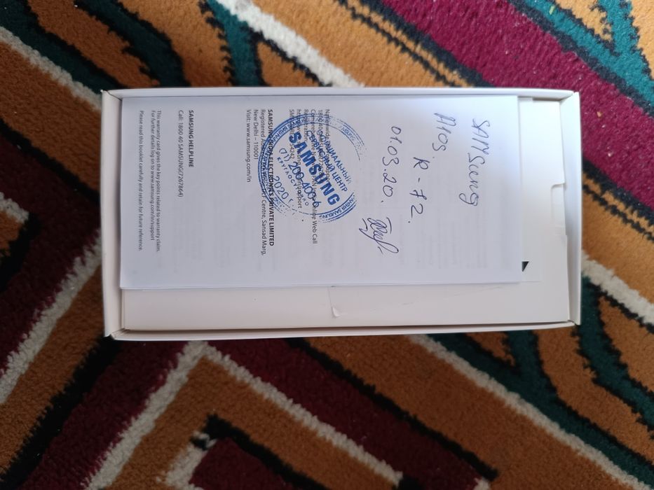 Samsung a10 edial holatda