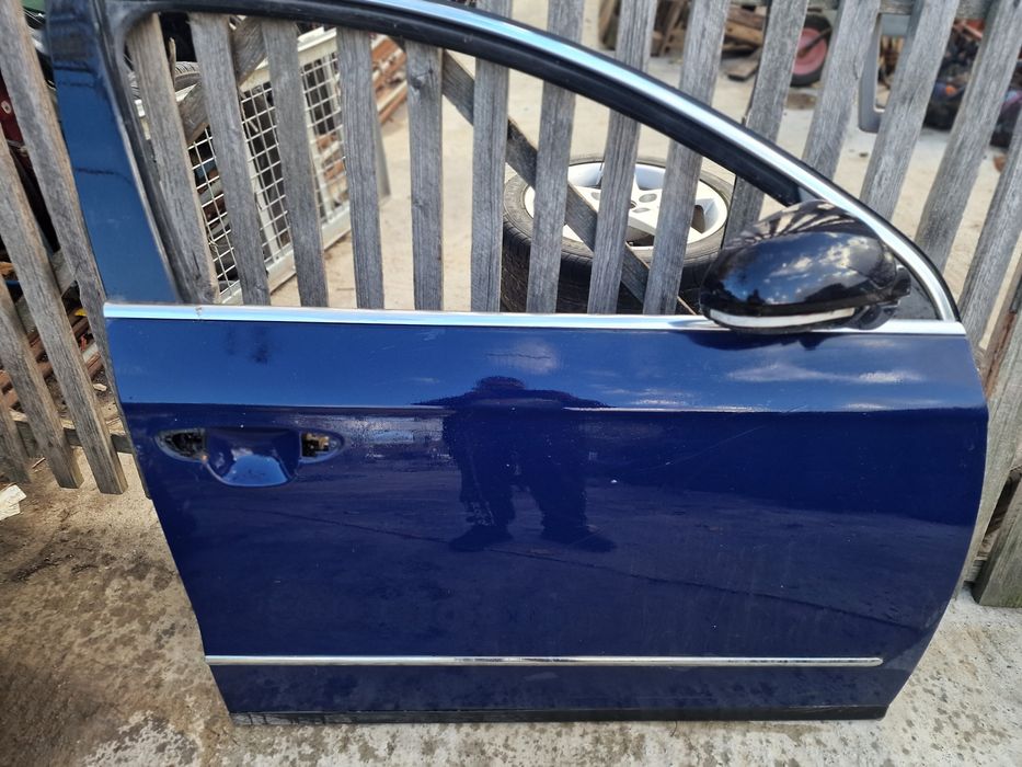 Usa dreapta față ,dreapta spate Vw Passat B6
