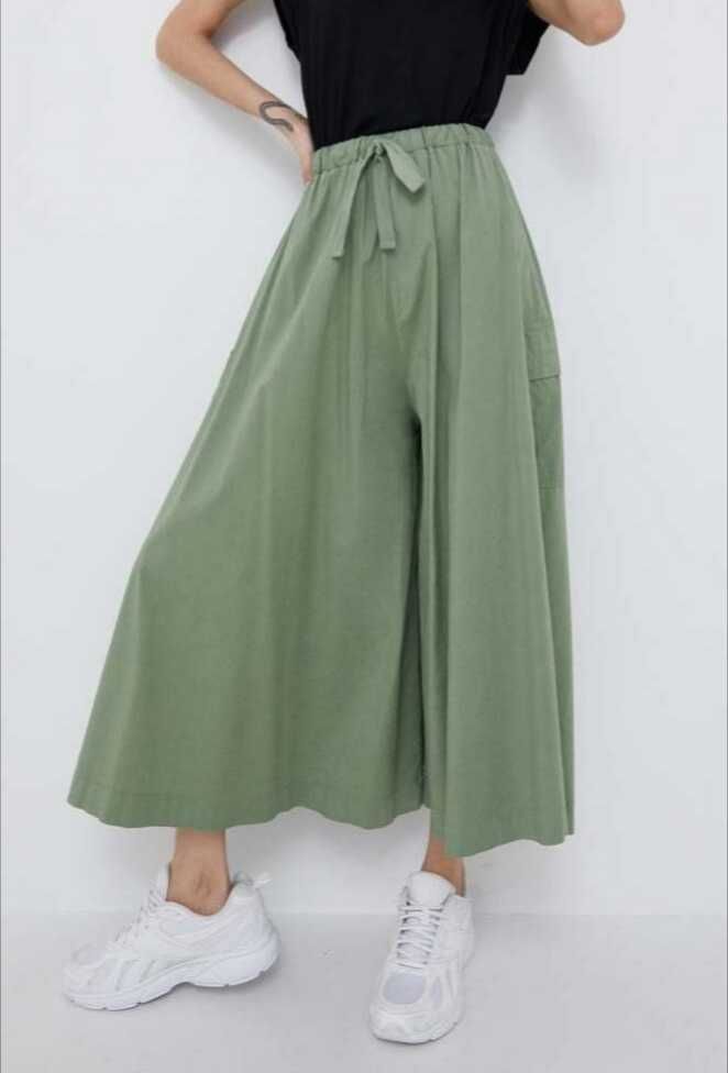 Fusta - Pantaloni Noua Pull&Bear, model foarte frumos, S, M, L, XL
