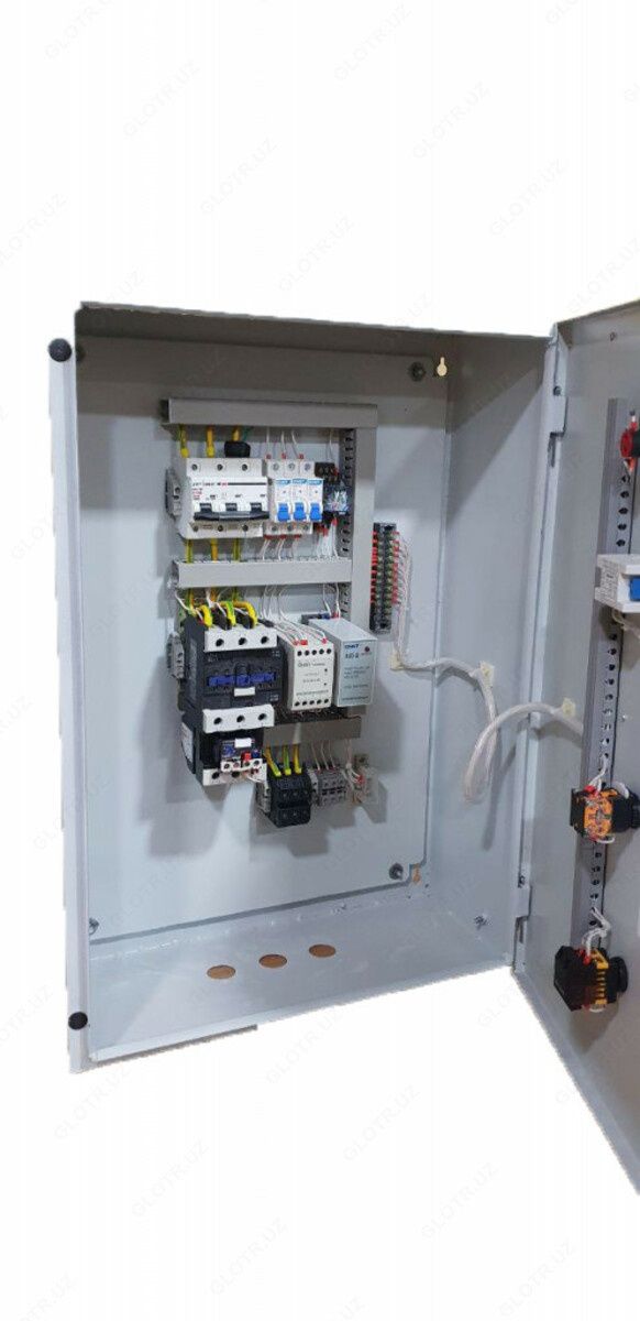 Sifatli Elektr xizmatlari, va boshqaruv shitlarini yilib berish