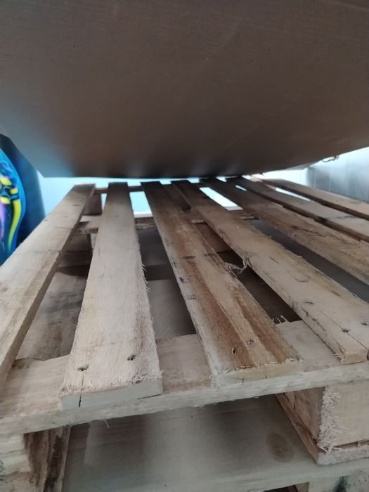 Поддон сотилади.