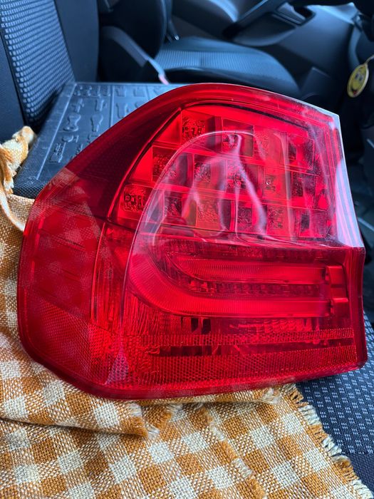 Комплект задни стопове за BMW E90