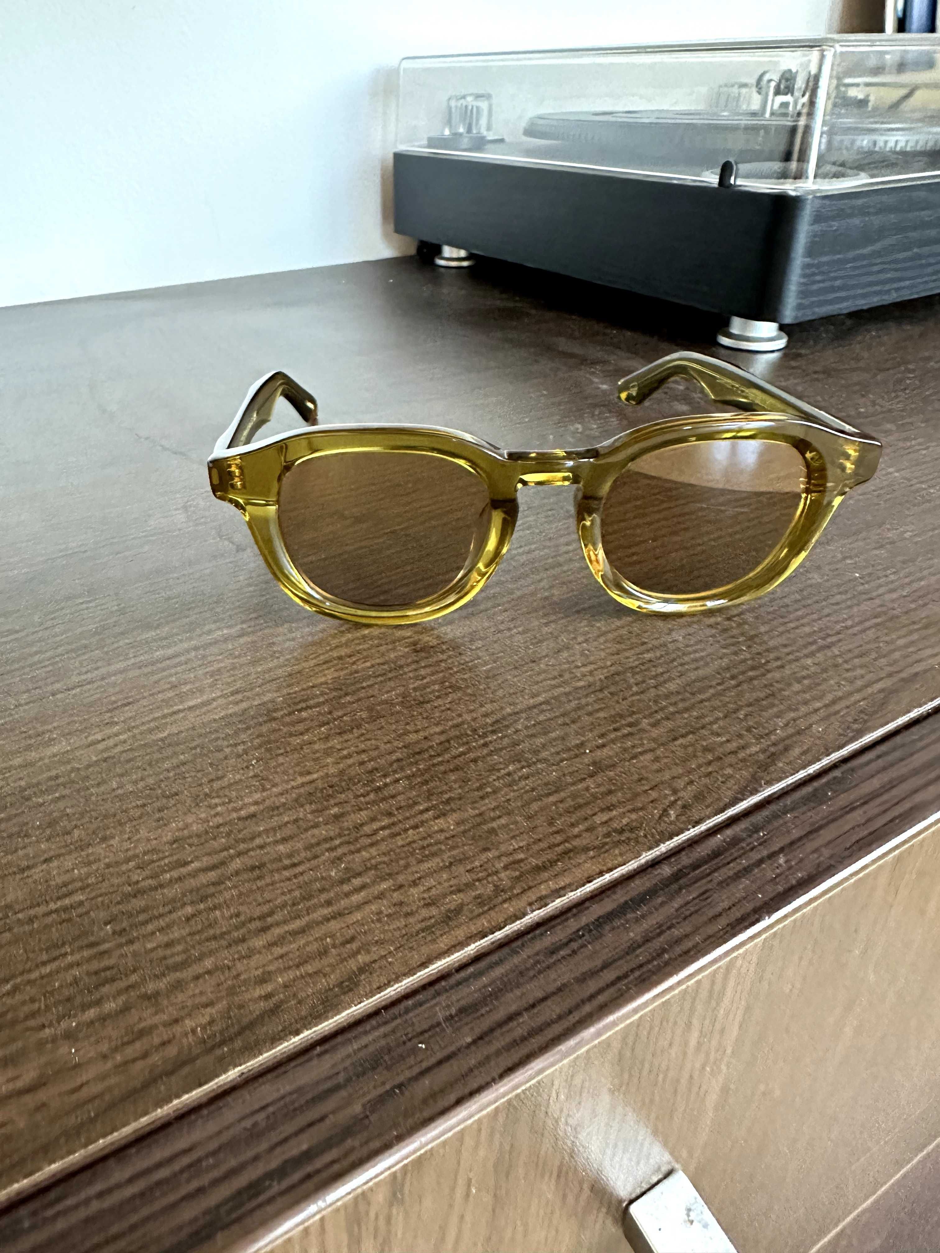 Dahven Sun - Moscot 47