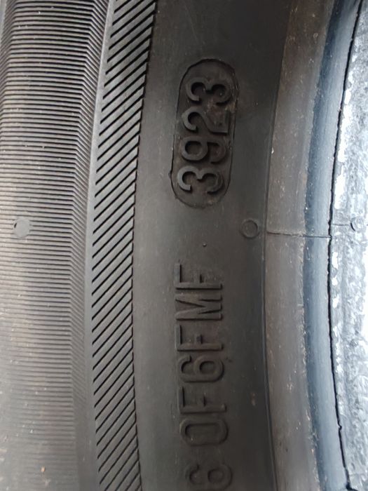 Vând anvelope second hand.