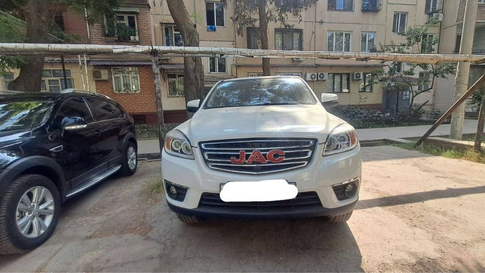 Jac T6 srochno sotiladi