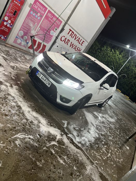 Vand sau schimb Dacia sandero 2