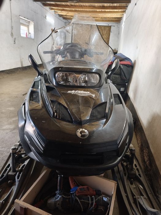 Продаётся снегоход Ski-Doo 1000