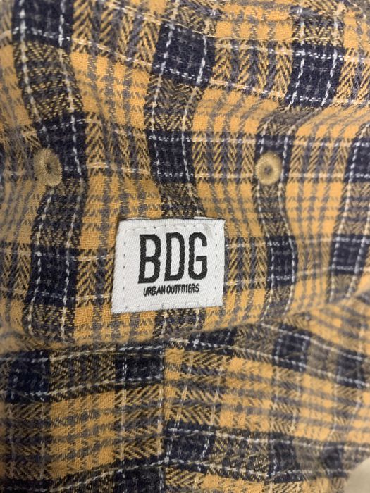 Шапка идиотка Urban Outfiters дамска