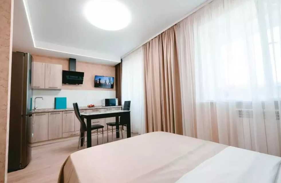 Дава се под наем Едностаен апартамент в Пловдив, Младежки Хълм - 40 кв.м за 204 € - Снимка #1