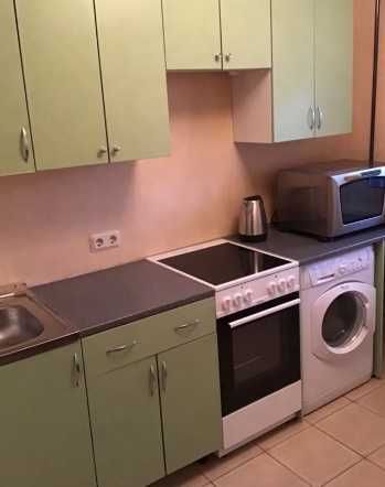 Дава се под наем Едностаен апартамент в Пловдив, Каменица 1 - 40 кв.м за 178.5 € - Снимка #1