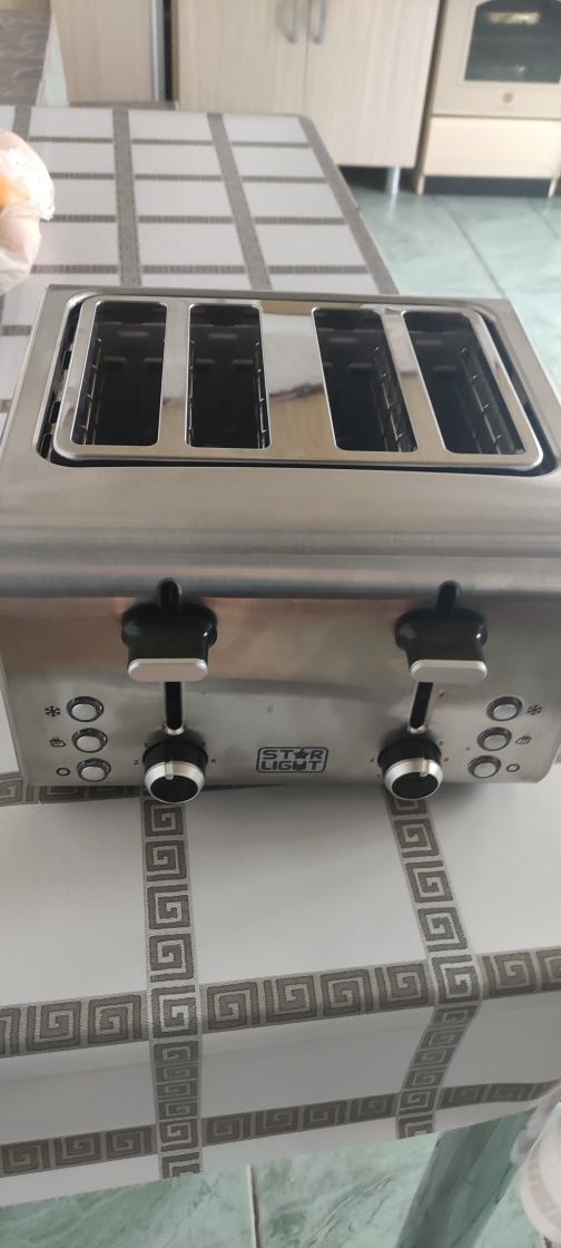 Prăjitor de pâine 4 felii, Toaster