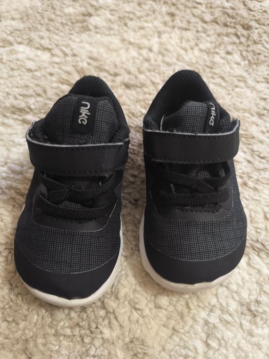 Маратонки nike, puma, adidas
