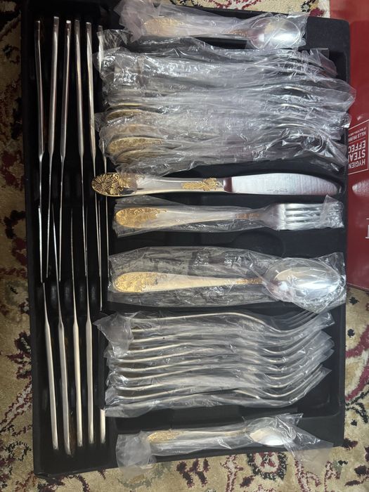 Продам столовые приборы,48шт