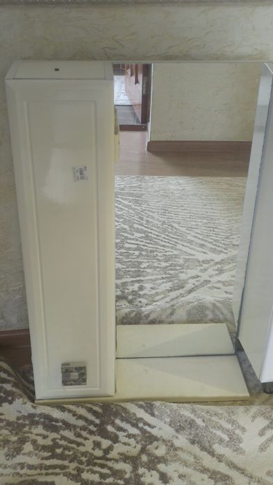 Ванный шкаф с раковиной