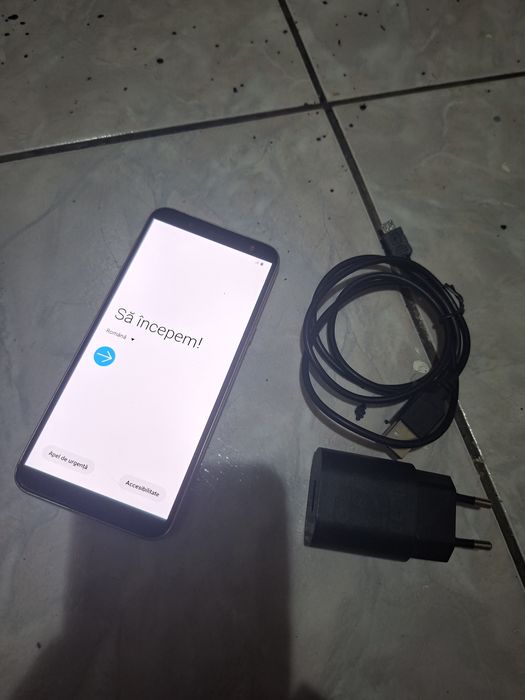 Samsung galaxy j6 /semifolosit((telefon+incarcator+cablu)