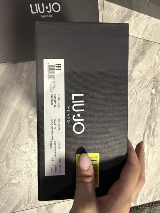 Обувки на Liu Jo