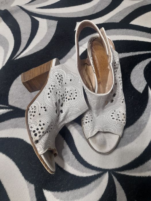 Pantof de damă mărimea 37