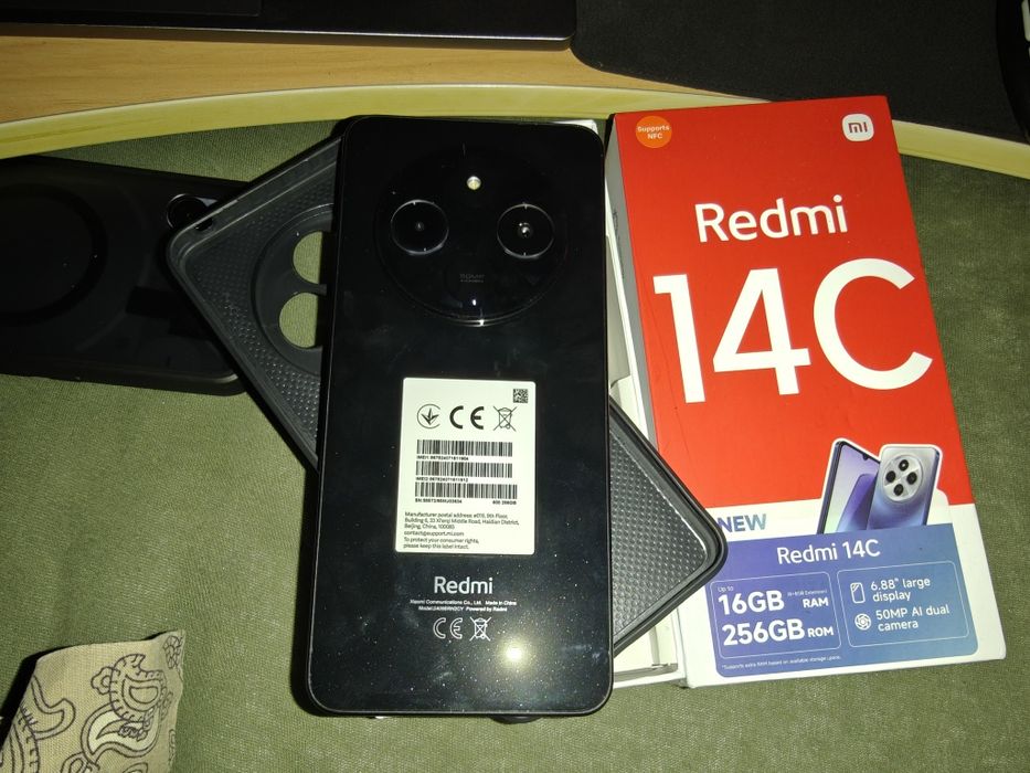 Xiaomi Redmi 14c 8/256GB 4G нов с кейс